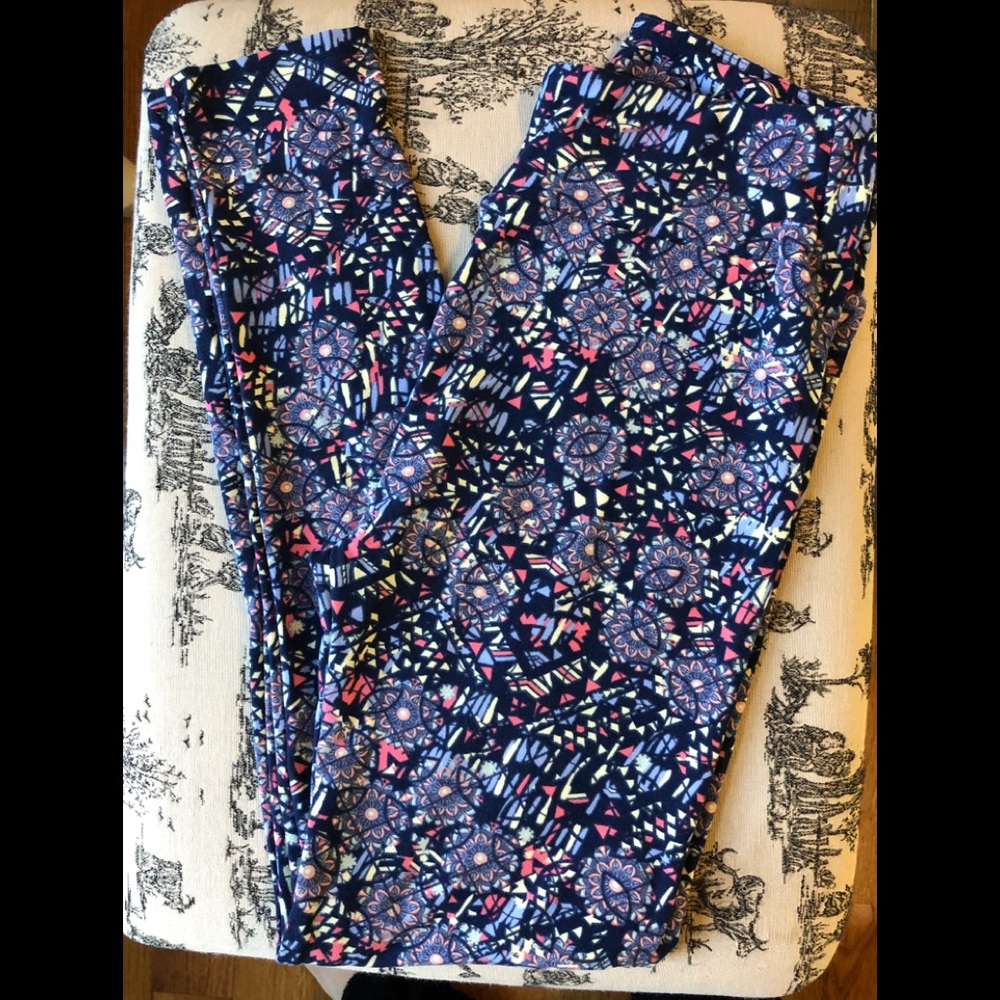 LuLaroe One Size leggings